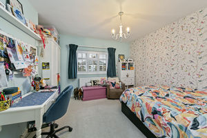 Bedroom- click for photo gallery